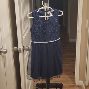 Beautiful girls dress size 4